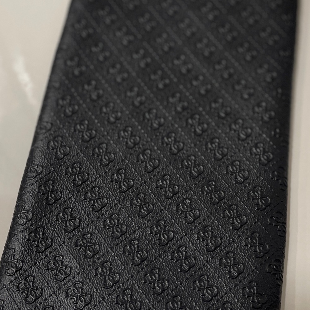 GUESS Embossed Logo Pouch - Picture 2 of 4
